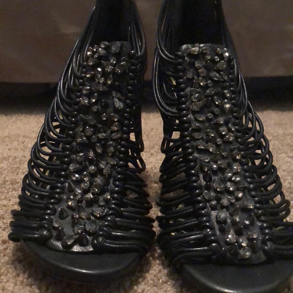 Sam Edelman Rhinestone Size 7 Strappy Black heel - Picture 8 of 8